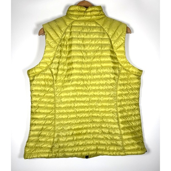 LL Bean Down Puffer Vest Womens XL Yellow Chartreuse Goose Down Lightweight - Picture 3 of 16